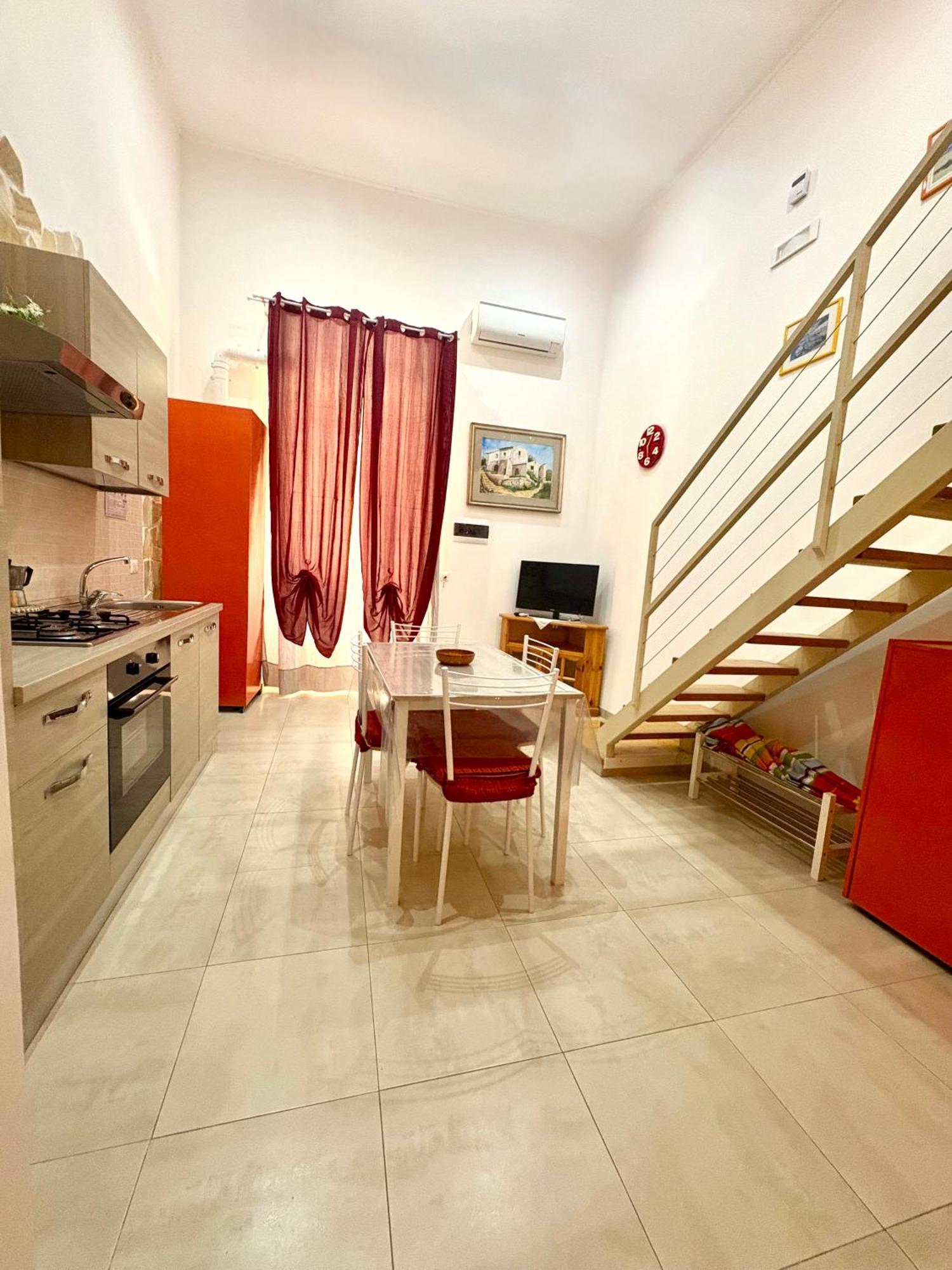 Joanna Studio Flat Giardini-Naxos Buitenkant foto