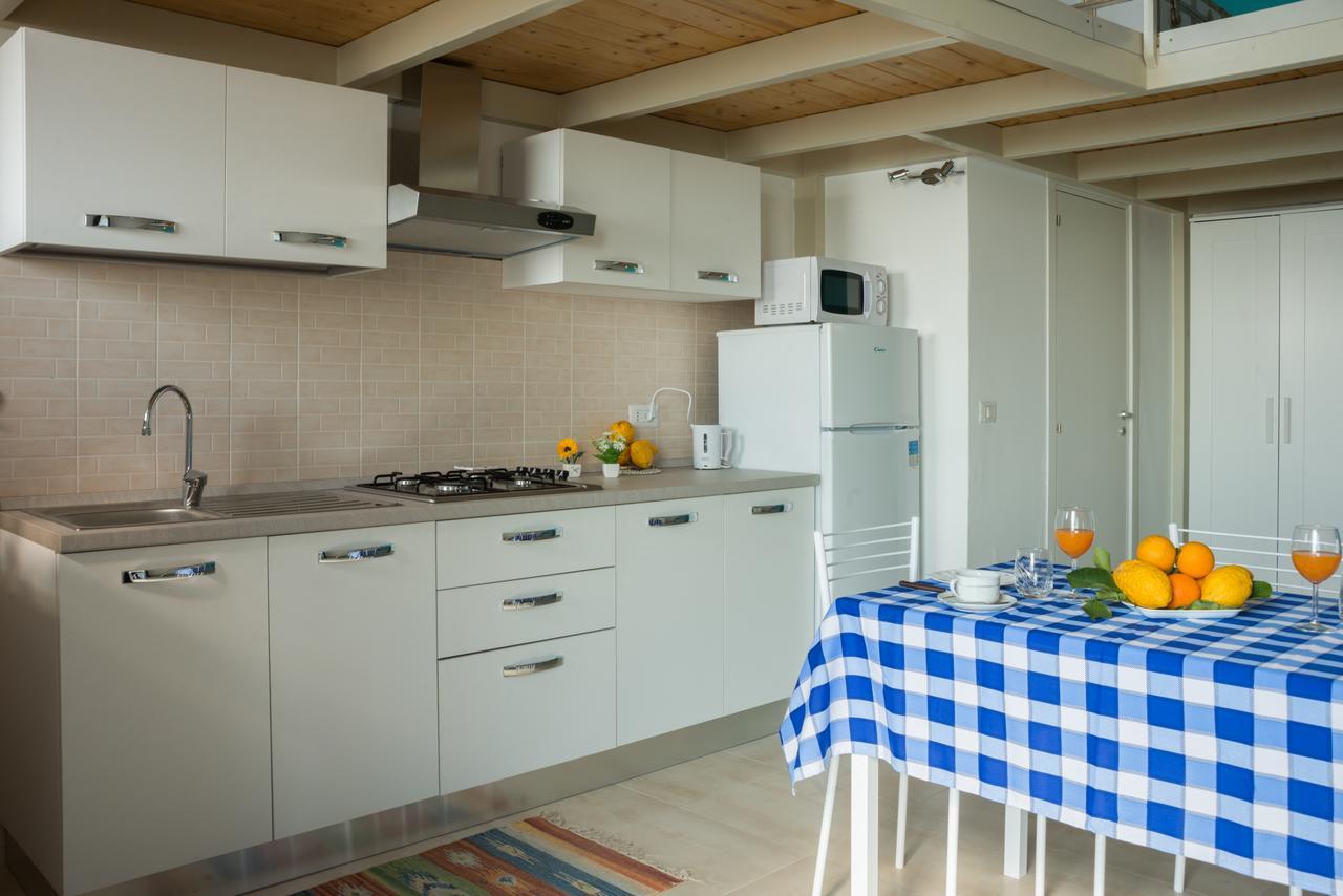 Joanna Studio Flat Giardini-Naxos Buitenkant foto