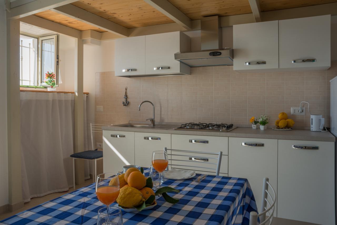 Joanna Studio Flat Giardini-Naxos Buitenkant foto