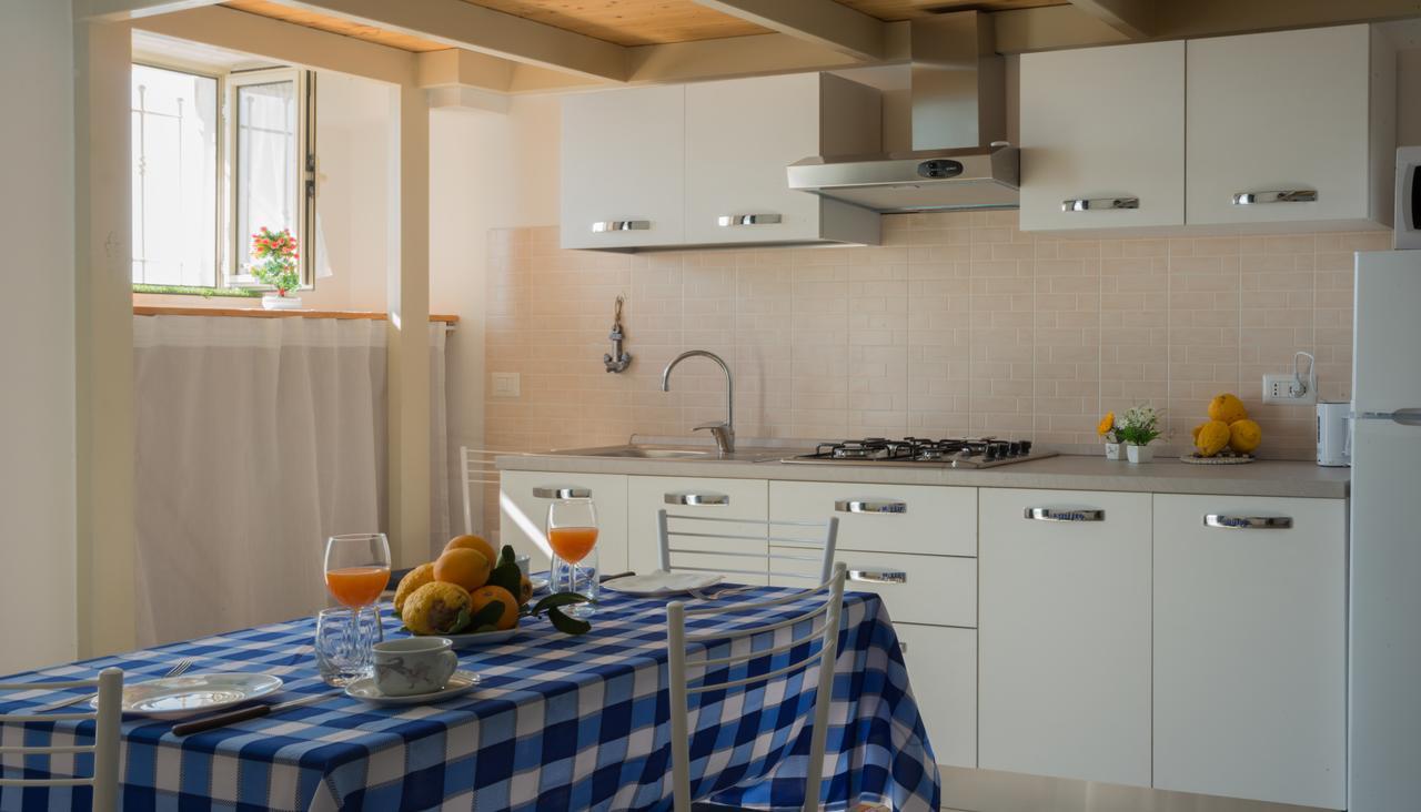 Joanna Studio Flat Giardini-Naxos Buitenkant foto